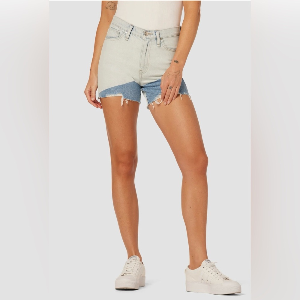 Hudson Devon High-Rise Boyfriend Short Size 25